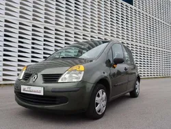 Verde Usado 2005 Renault Modus Monovolume | € 2.800 (Bom preço)