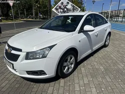 Branco Usado 2010 Chevrolet Cruze LS Sedan | € 5.990