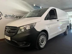 Branco Usado 2019 Mercedes Vito Monovolume | € 18.400