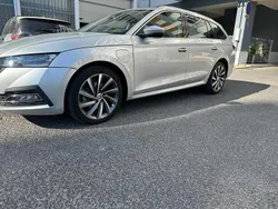 Cinzento Usado 2024 Skoda Octavia Carrinha | € 28.500 (Super Preço)