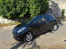 Preto Usado 2010 Toyota Yaris | € 8.250 (Preço elevado)