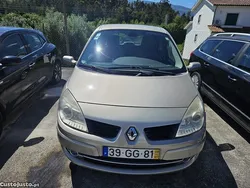 Cinza Usado 2008 Renault Scénic II Monovolume | € 3.999 (Bom preço)