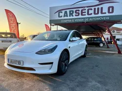Branco Usado 2021 Tesla Model 3 Standard Range Plus Sedan | € 29.900 (Preço elevado)