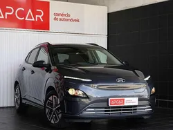 Cinza Usado 2022 Hyundai Kauai Premium SUV | € 19.450 (Bom preço)