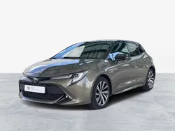 Bronze (pintura metalizada) Usado 2022 Toyota Corolla Citadino | € 26.250 (Preço justo)