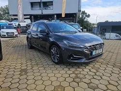 Cinza Usado 2022 Hyundai i30 Style Carrinha | € 17.950 (Preço justo)