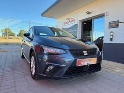 Cinza Usado 2024 Seat Ibiza Style | € 16.900 (Preço justo)