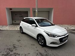 Usado 2017 Hyundai i20 Sedan | € 9.000 (Preço justo)