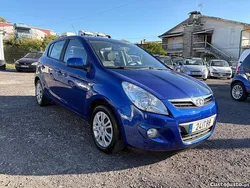 Azul Usado 2010 Hyundai i20 Comfort Citadino | € 5.990