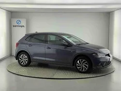 Cinzento Usado 2024 VW Polo Citadino | € 20.700 (Preço justo)