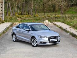 Cinzento Usado 2015 Audi A3 Sedan | € 15.900 (Preço justo)