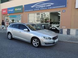 Prata Usado 2015 Volvo V60 Business Edition Carrinha | € 15.500