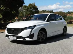 Branco Usado 2022 Peugeot 308 Active Citadino | € 21.990 (Bom preço)