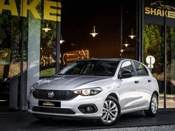 Cinzento Usado 2019 Fiat Tipo Lounge Citadino | € 11.900 (Bom preço)