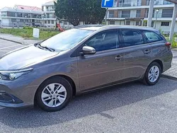 Usado 2016 Toyota Auris Sport Sedan | € 11.500
