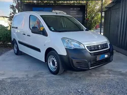 Branco Usado 2017 Peugeot Partner Premium Monovolume | € 12.750 (Preço justo)