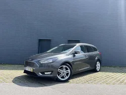 Cinzento Usado 2017 Ford Focus Carrinha | € 10.990 (Bom preço)