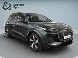 Cinzento Usado 2024 Audi Q6 e-tron SUV | € 76.990