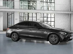Cinzento Novo 2025 Mercedes C300 Sedan | € 76.575