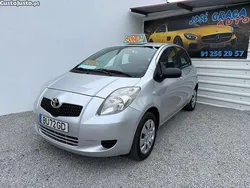 Cinza Usado 2008 Toyota Yaris | € 6.950 (Preço justo)