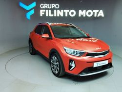 Vermelho Usado 2024 Kia Stonic SUV | € 19.190 (Preço elevado)