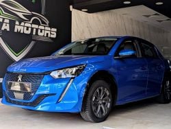Azul Usado 2020 Peugeot e-208 Allure Citadino | € 14.850 (Preço justo)