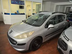 Cinza prata Usado 2009 Peugeot 207 Carrinha | € 3.950 (Preço justo)