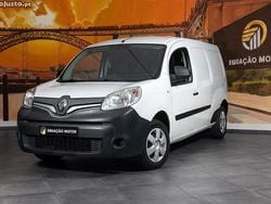 Branco Usado 2016 Renault Kangoo Business Monovolume | € 10.900 (Preço justo)