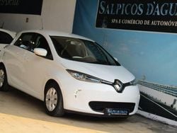 Branco Usado 2018 Renault Zoe Life Citadino | € 8.480 (Preço justo)