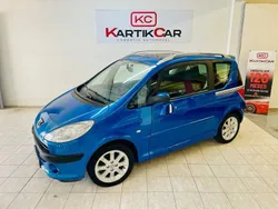 Azul Usado 2005 Peugeot 1007 Citadino | € 4.250