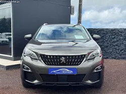Cinza Usado 2018 Peugeot 3008 Active SUV | € 20.490 (Preço justo)