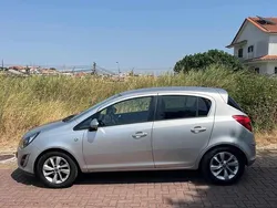 Cinzento Usado 2014 Opel Corsa Citadino | € 7.000 (Preço justo)