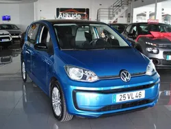 Azul Usado 2018 VW up! move up! Citadino | € 13.900 (Caro)