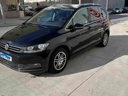 Preto Usado 2018 VW Touran Highline Monovolume | € 17.500