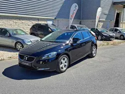 Preto Usado 2018 Volvo V40 Momentum Carrinha | € 14.980 (Bom preço)