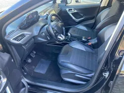 Preto Usado 2017 Peugeot 2008 Allure SUV | € 11.990 (Preço elevado)