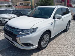 Branco Usado 2019 Mitsubishi Outlander Spirit+ SUV | € 17.900 (Bom preço)