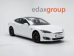 Branco Usado 2019 Tesla Model S Performance Sedan | € 38.990 (Preço justo)