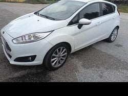 Branco Usado 2016 Ford Fiesta Citadino | € 7.800 (Super Preço)