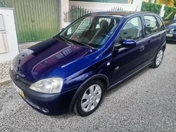 Usado 2002 Opel Corsa Sedan | € 2.900 (Bom preço)