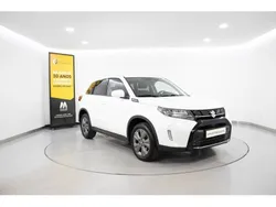 Branco Usado 2024 Suzuki Vitara SUV | € 27.680 (Preço justo)