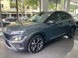 Cinza escuro Usado 2023 Hyundai Kauai Premium SUV | € 21.990 (Preço justo)
