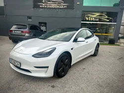 Branco Usado 2021 Tesla Model 3 Long Range Sedan | € 30.990 (Preço justo)