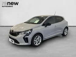Cinzento Usado 2024 Renault Clio V Evolution | € 20.900 (Preço elevado)