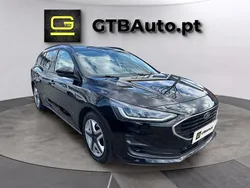 Preto Usado 2022 Ford Focus Cool & Connect Carrinha | € 21.499 (Preço justo)