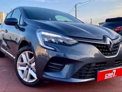 Cinzento Usado 2021 Renault Clio V SE | € 16.250 (Preço justo)