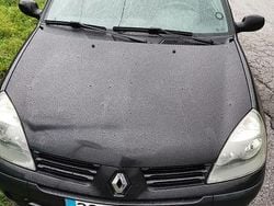Usado 2005 Renault Clio II | € 2.100 (Bom preço)
