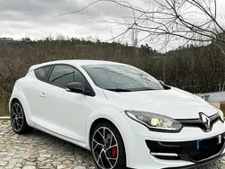 Branco Usado 2017 Renault Mégane Coupé Trophy Coupé | € 25.500