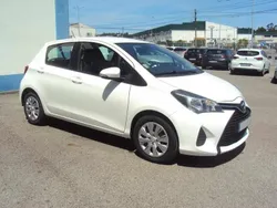 Branco Usado 2016 Toyota Yaris Active Citadino | € 9.500 (Bom preço)
