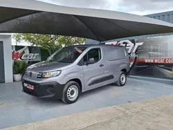 Cinzento Usado 2024 Peugeot Partner Monovolume | € 21.950 (Preço elevado)